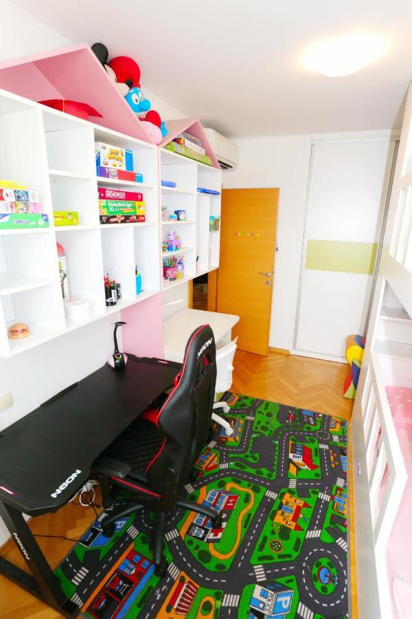 Luxury Family Apartment Omiš Eksteriør billede